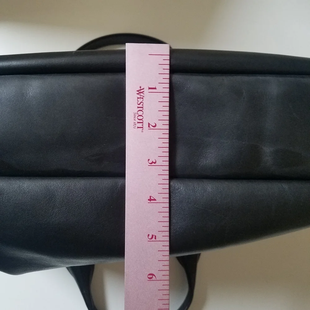 UGG Leather Slim Branford Satchel Laptop Work Bag - Picture 9 of 15